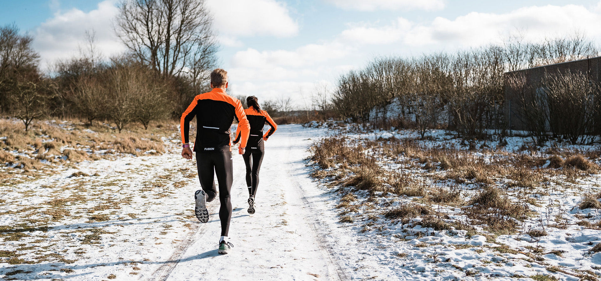 Hardlopen in de kou en met een vlokje sneeuw Hardlopen in de kou en met een vlokje sneeuw