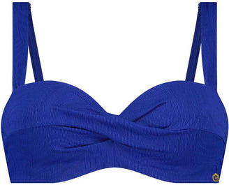 Twisted bikinitop Twisted bikinitop