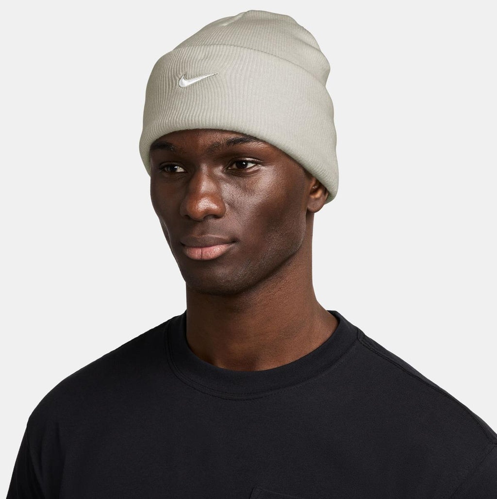 peak swoosh beanie