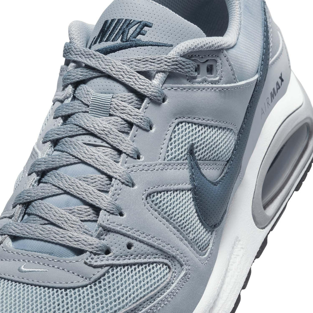 air max command