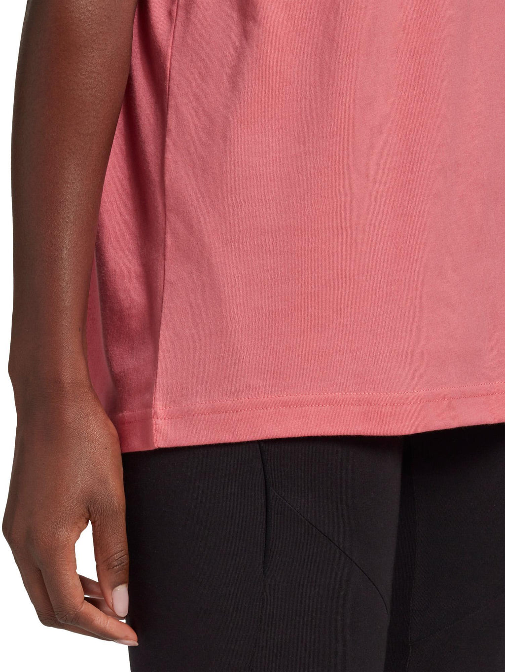 BRAND ICONS TEE