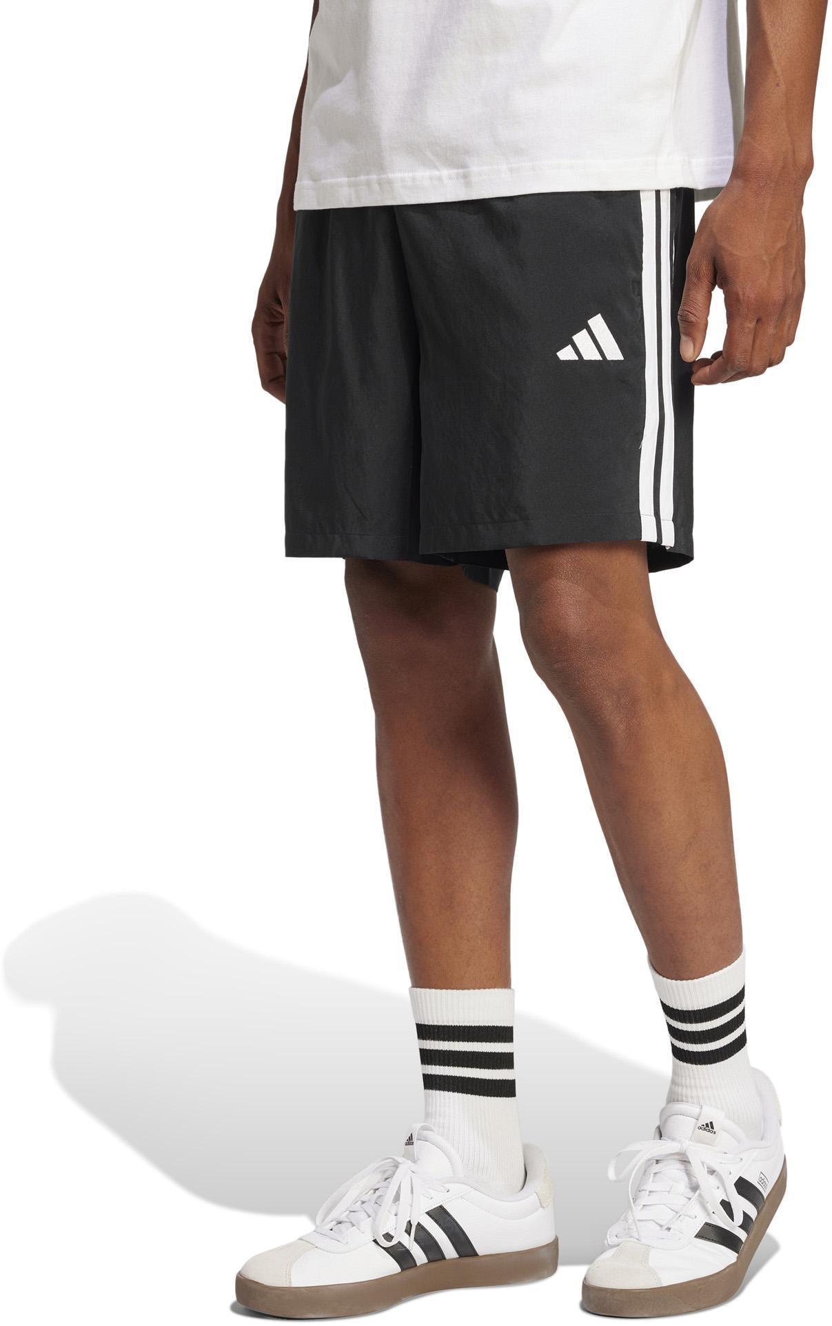 Essentials 3-Stripes Chelsea short