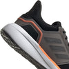UB19 TD