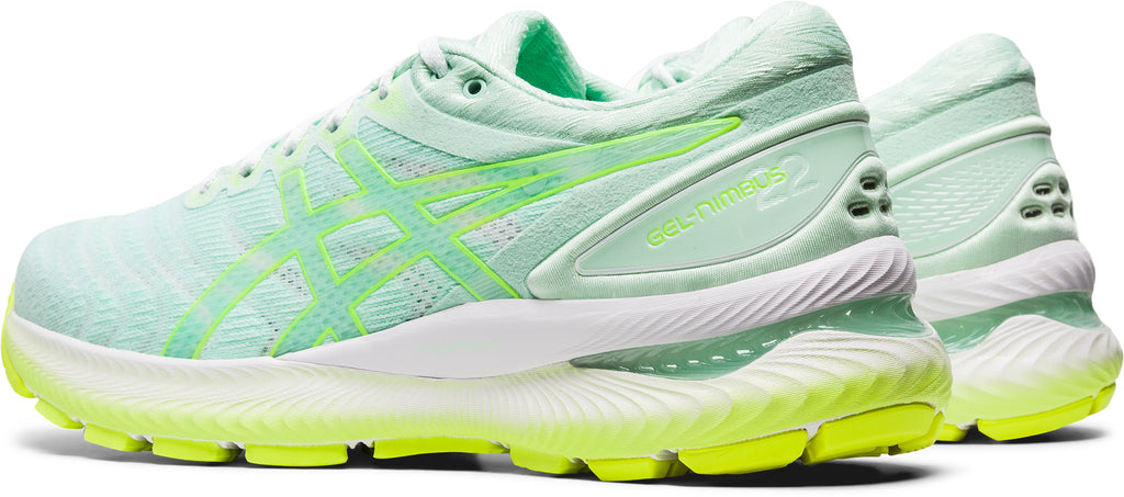 GEL-Nimbus 22 hardloopschoenen