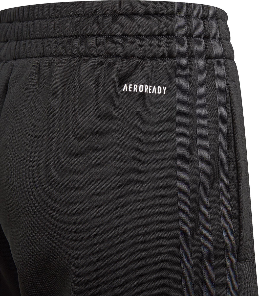 B A.r. 3s Short