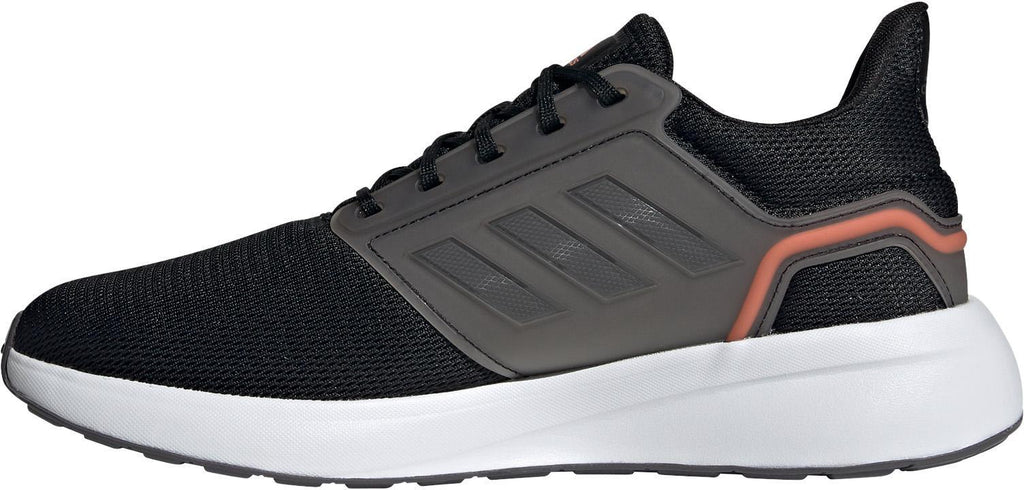 UB19 TD