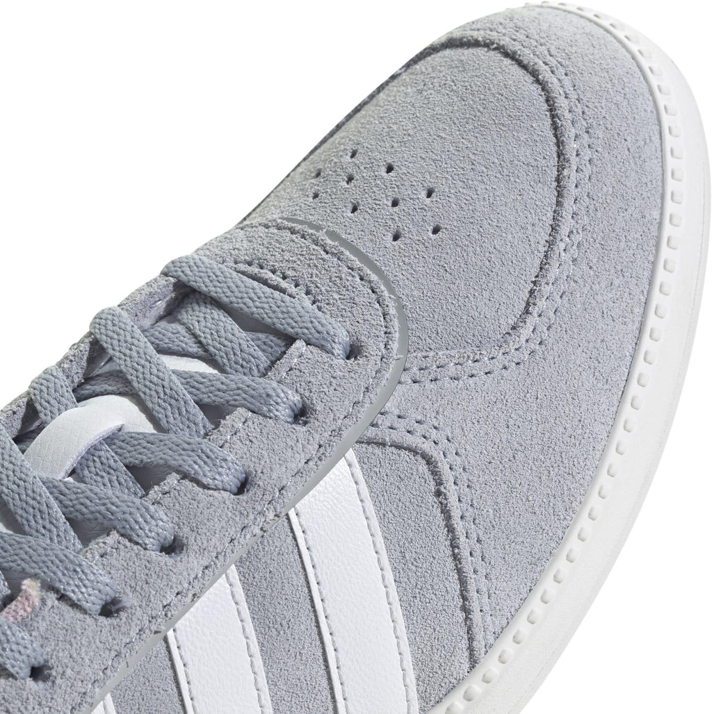 breaknet sleek suede