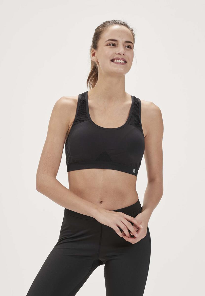 rosemary w sports bra