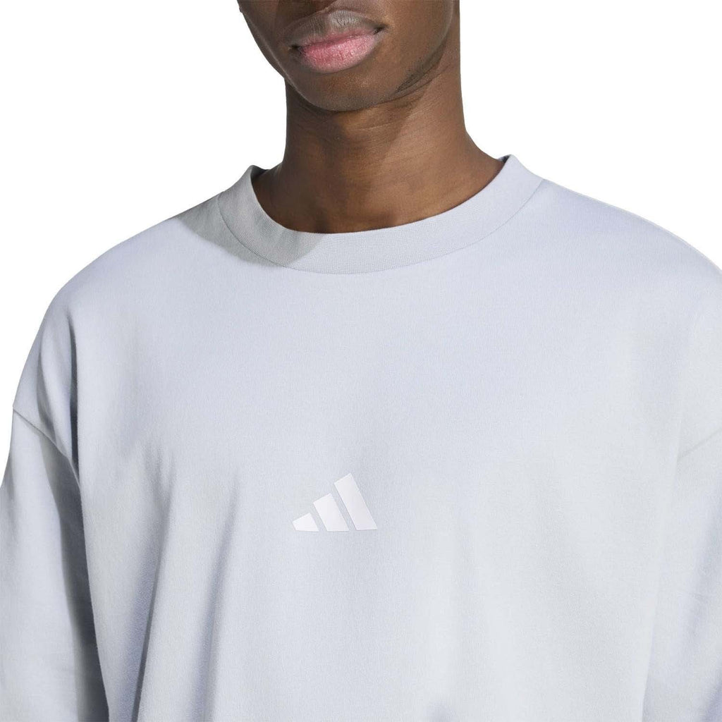 Future Icons Small Logo T-Shirt