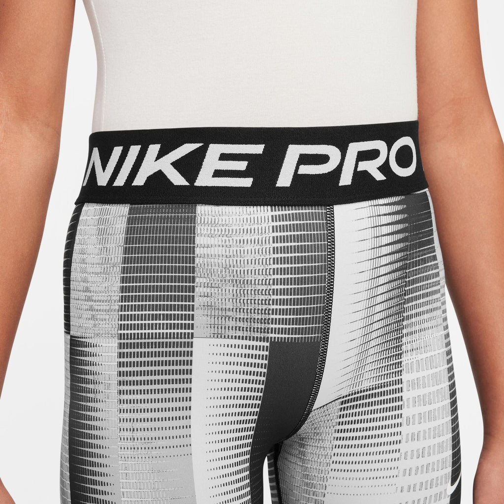 Pro 5I short