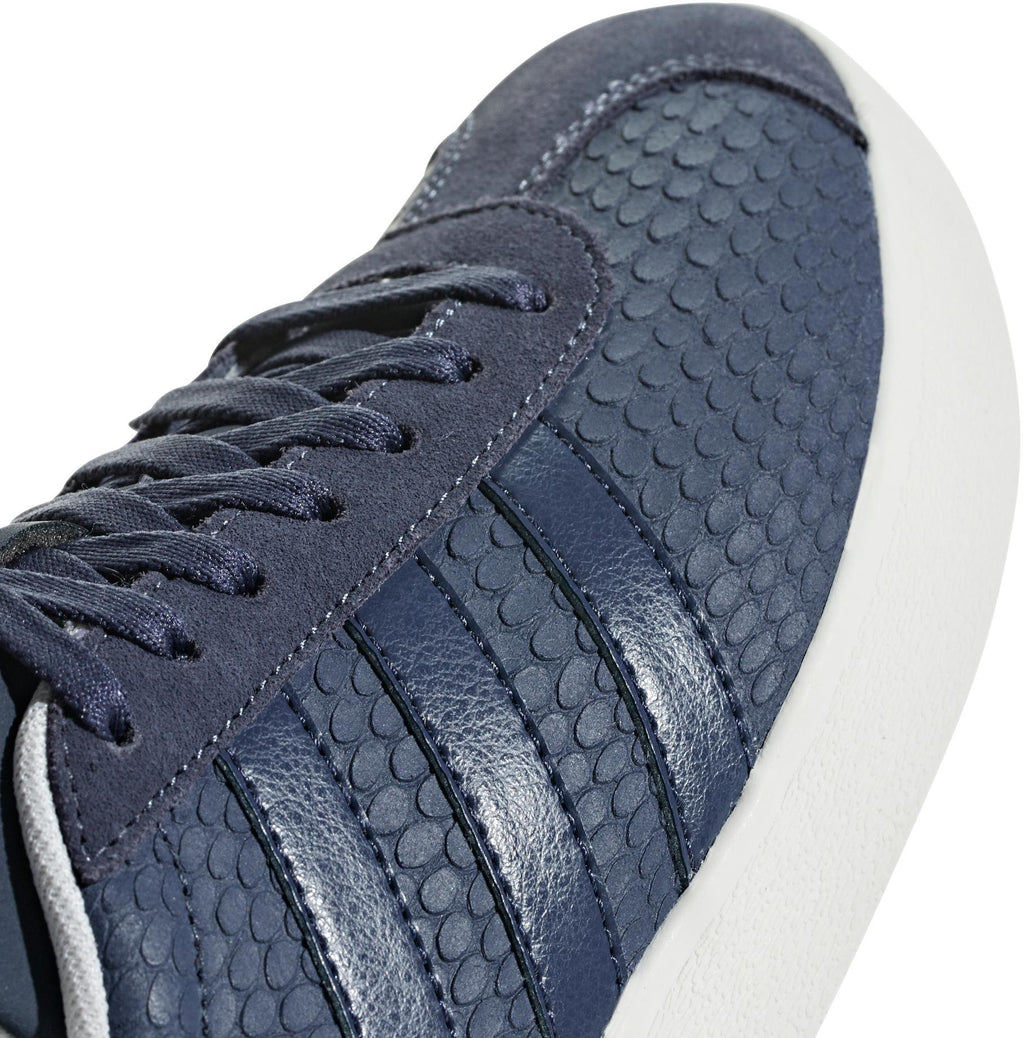 VL Court sneakers
