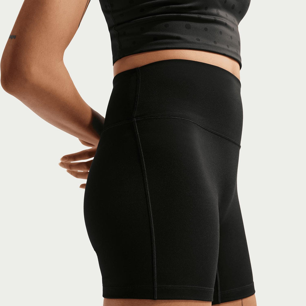 One  High waisted 5i Bike Tights