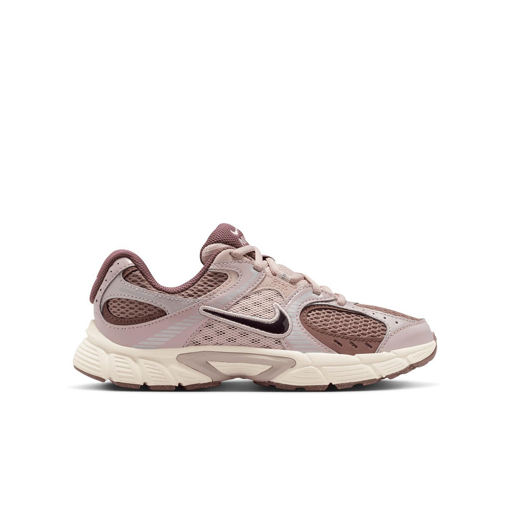 V5 Runner Facing N sneakers