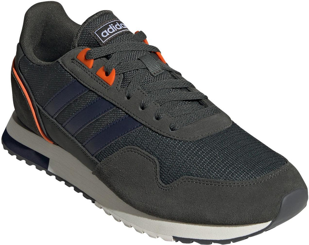 8K 2020 sneakers