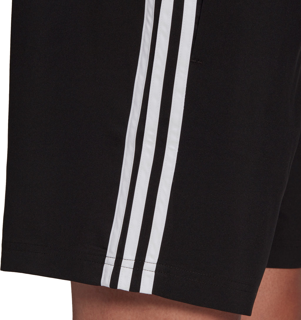 AEROREADY Essentials Chelsea 3-Stripes Short