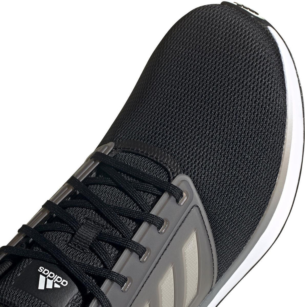 UB19 TD
