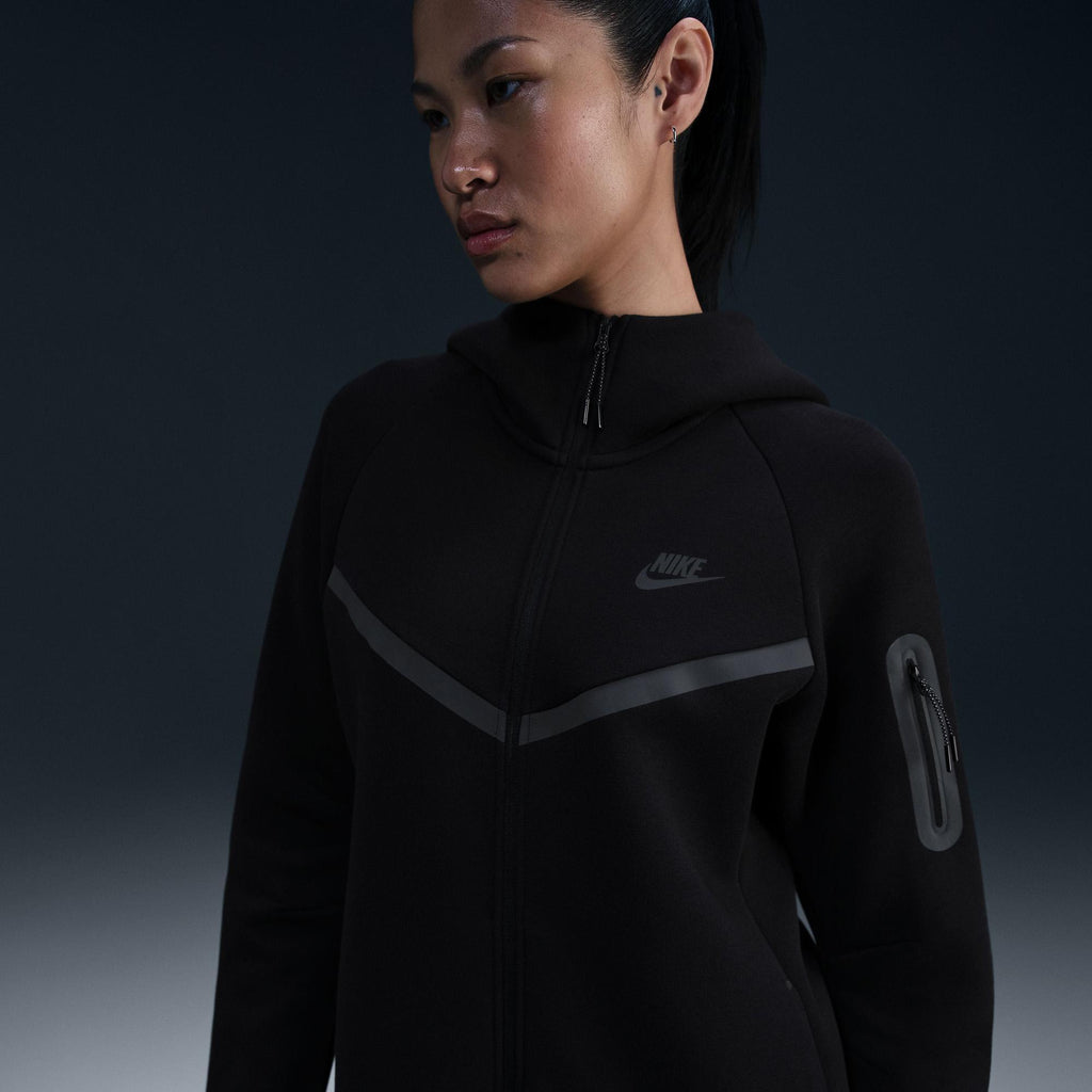 Tech Fleece sweater