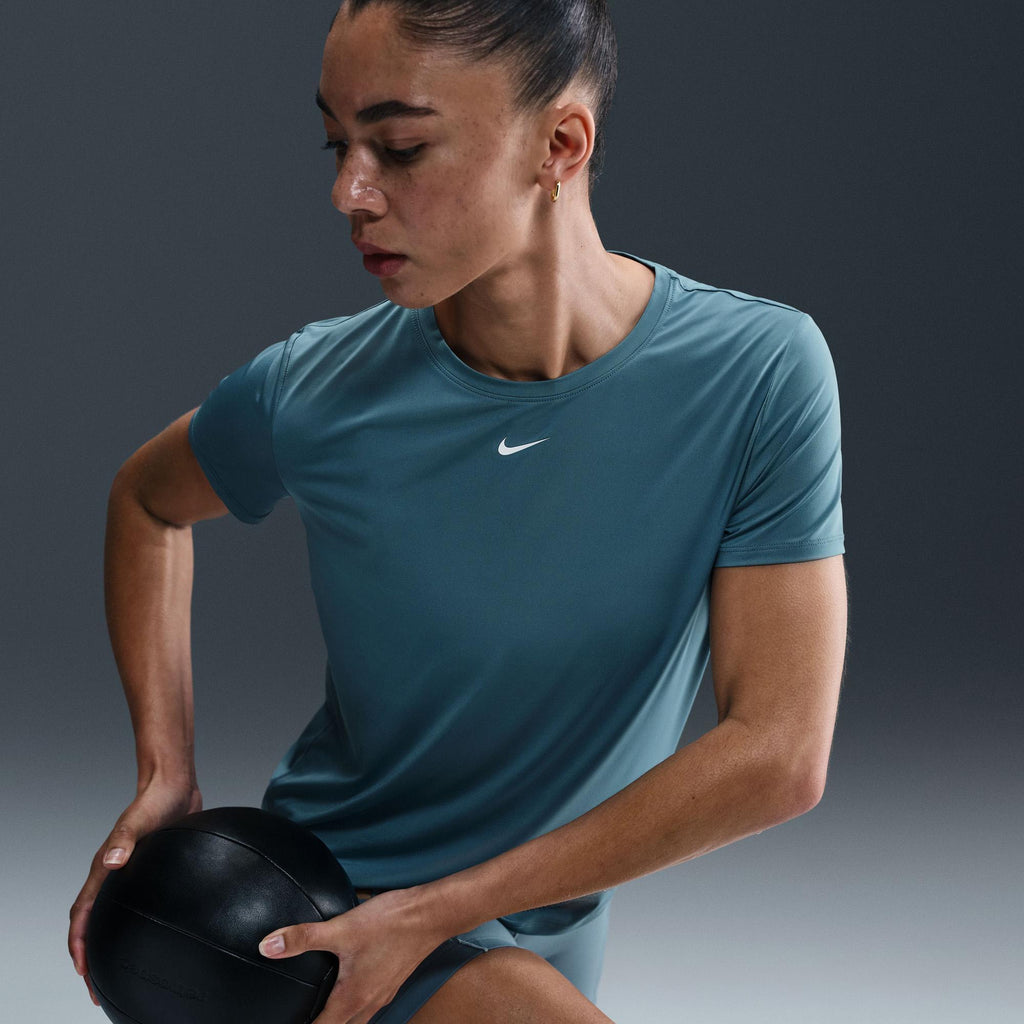 Nike One Classic Women's Dri-fit Sh