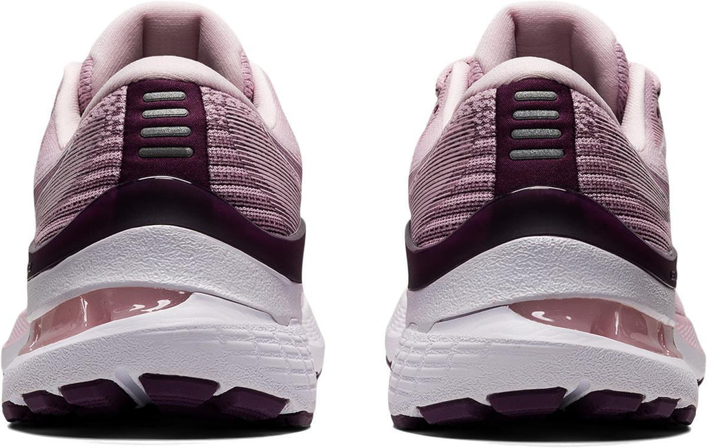 GEL-KAYANO 28