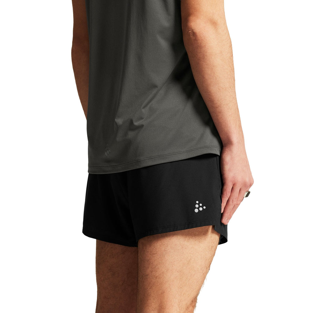 Essence  2 Shorts
