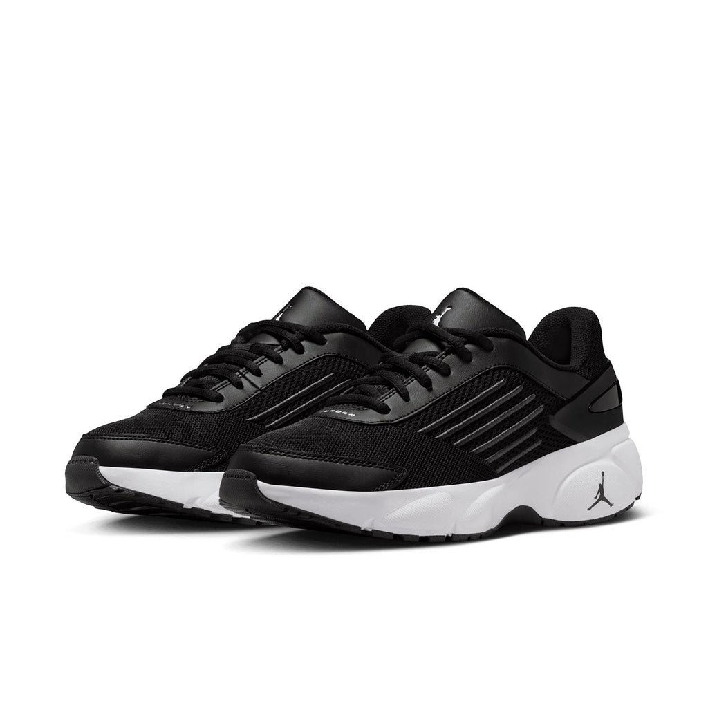 Jordan Trunner Flow Sneakers