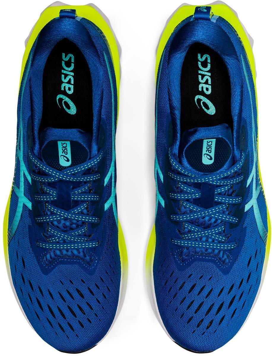Novablast 2 hardloopschoenen