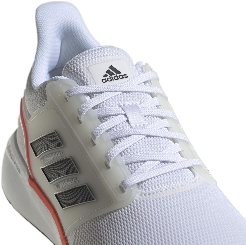 UB19 TD