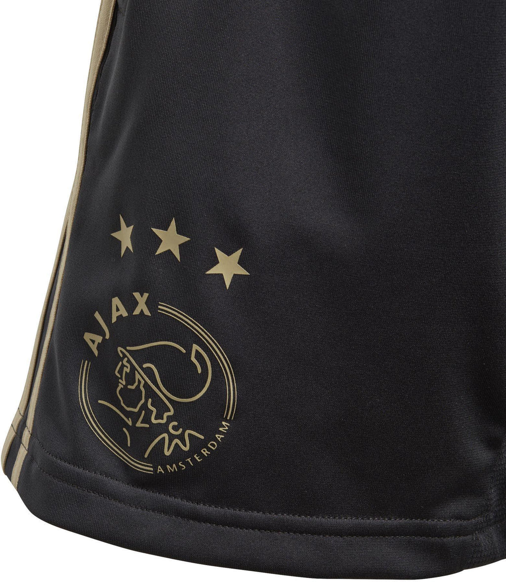 ajax tr sho y