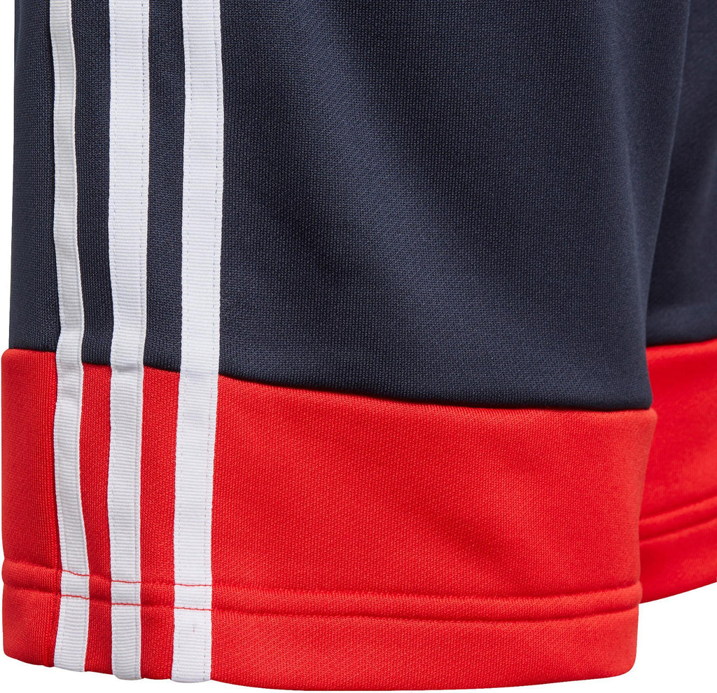 B A.r. 3s Short