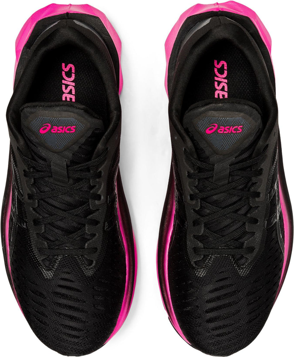 Novablast hardloopschoenen