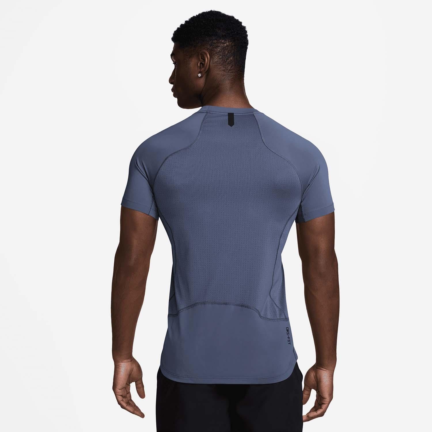 pro training men's dri-fit sho