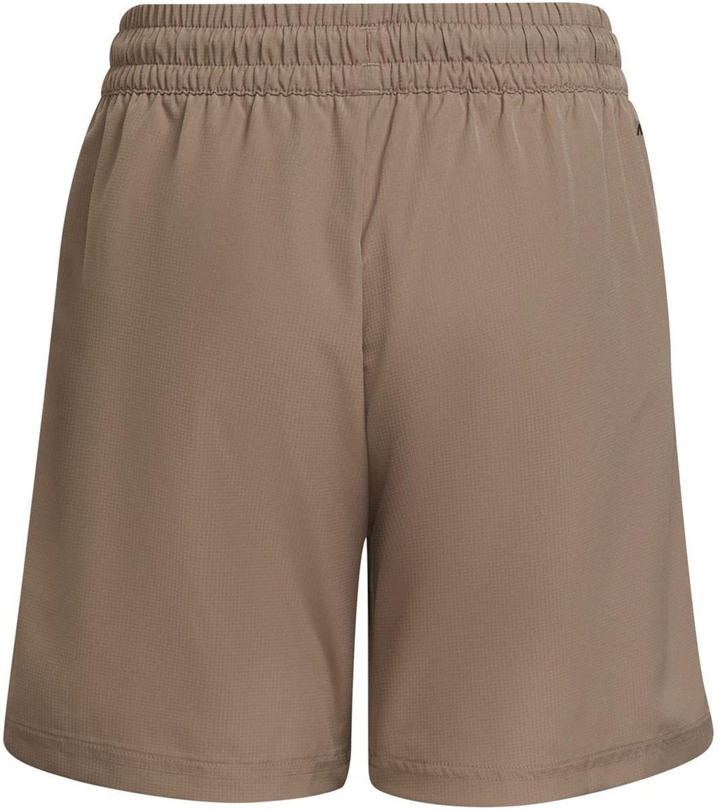 B Club Short
