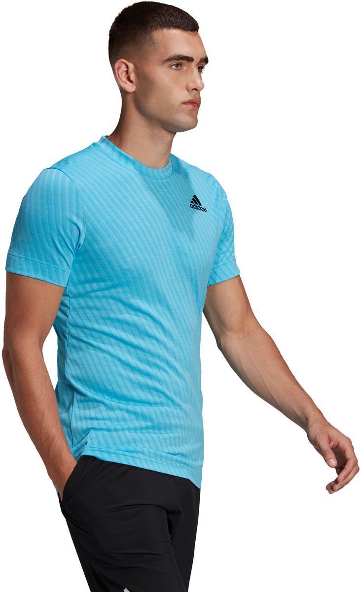 T FREELIFT TEE. Tennisshirt