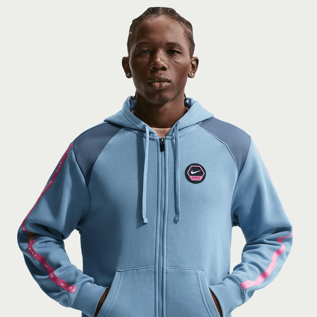 Sportswear Club  Hoodie T-shirt