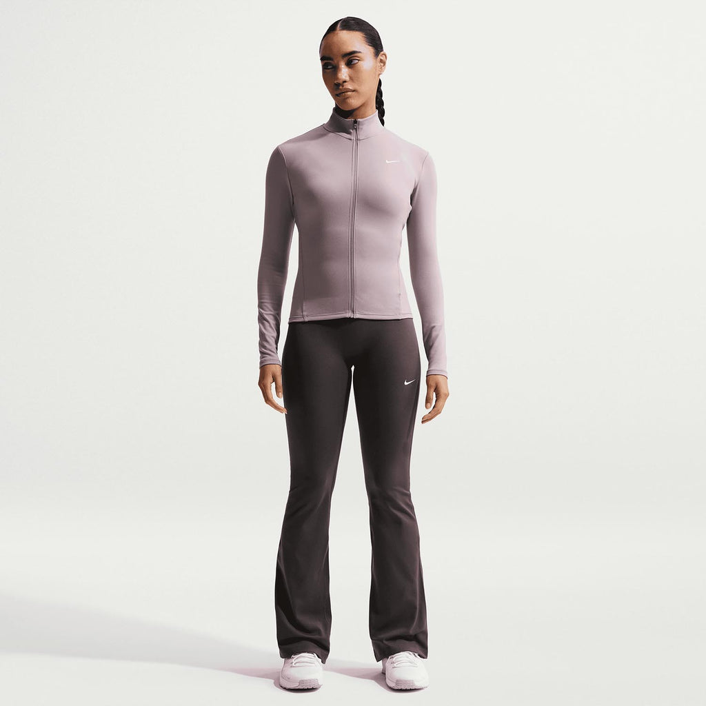 One Women's High-waisted Flare jazzpant