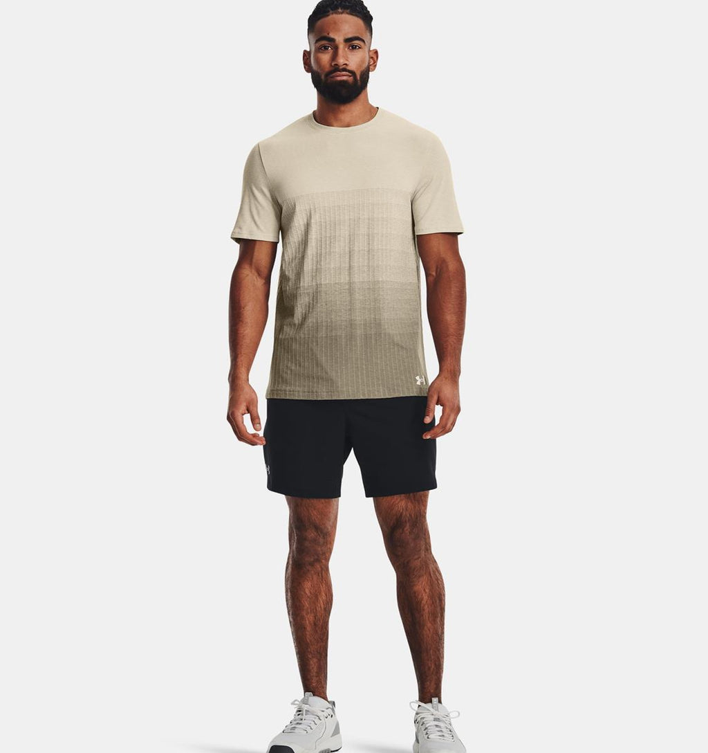 ua vanish woven 6in shorts