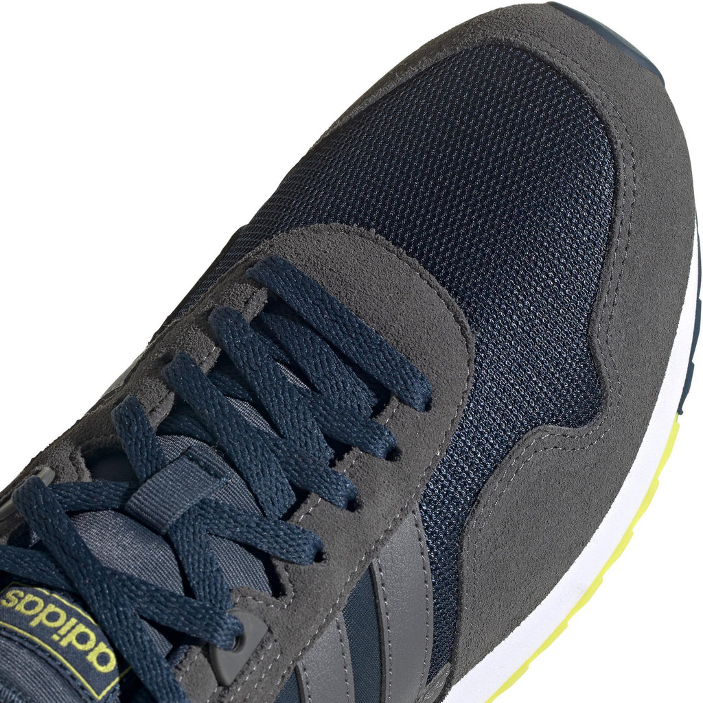 8K 2020 Schoenen