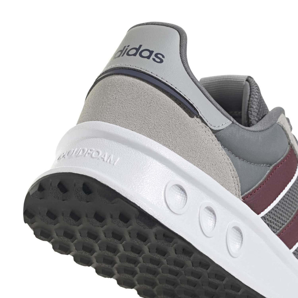 Run 84 sneakers