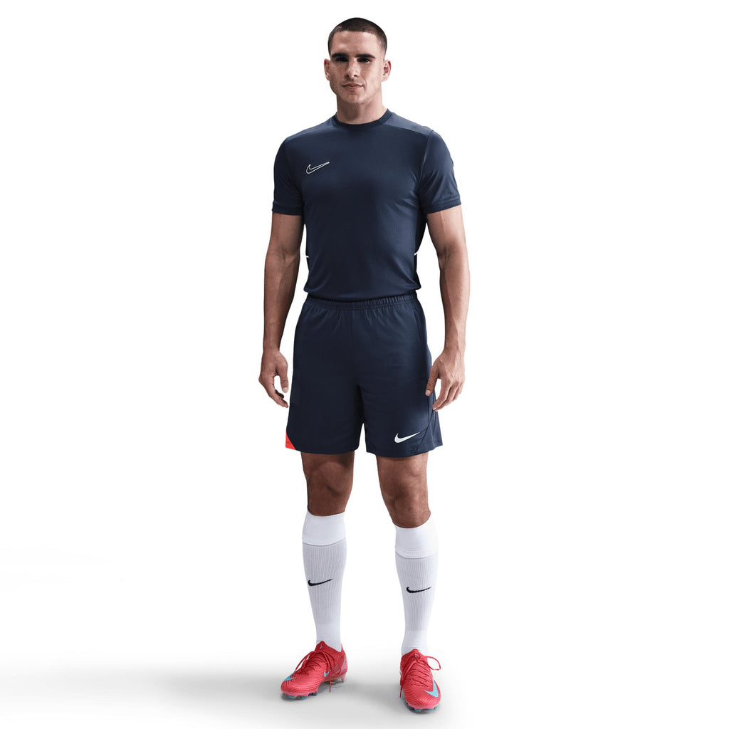 nike strike men's dri-fit soccer sh