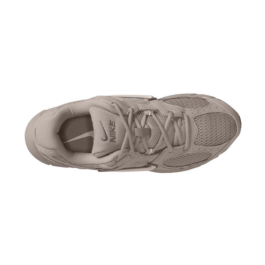 V5 Runner Sneakers