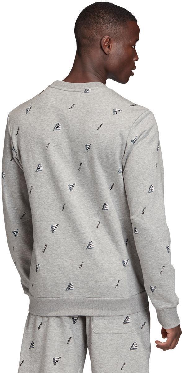 Must Haves Graphic sweater
