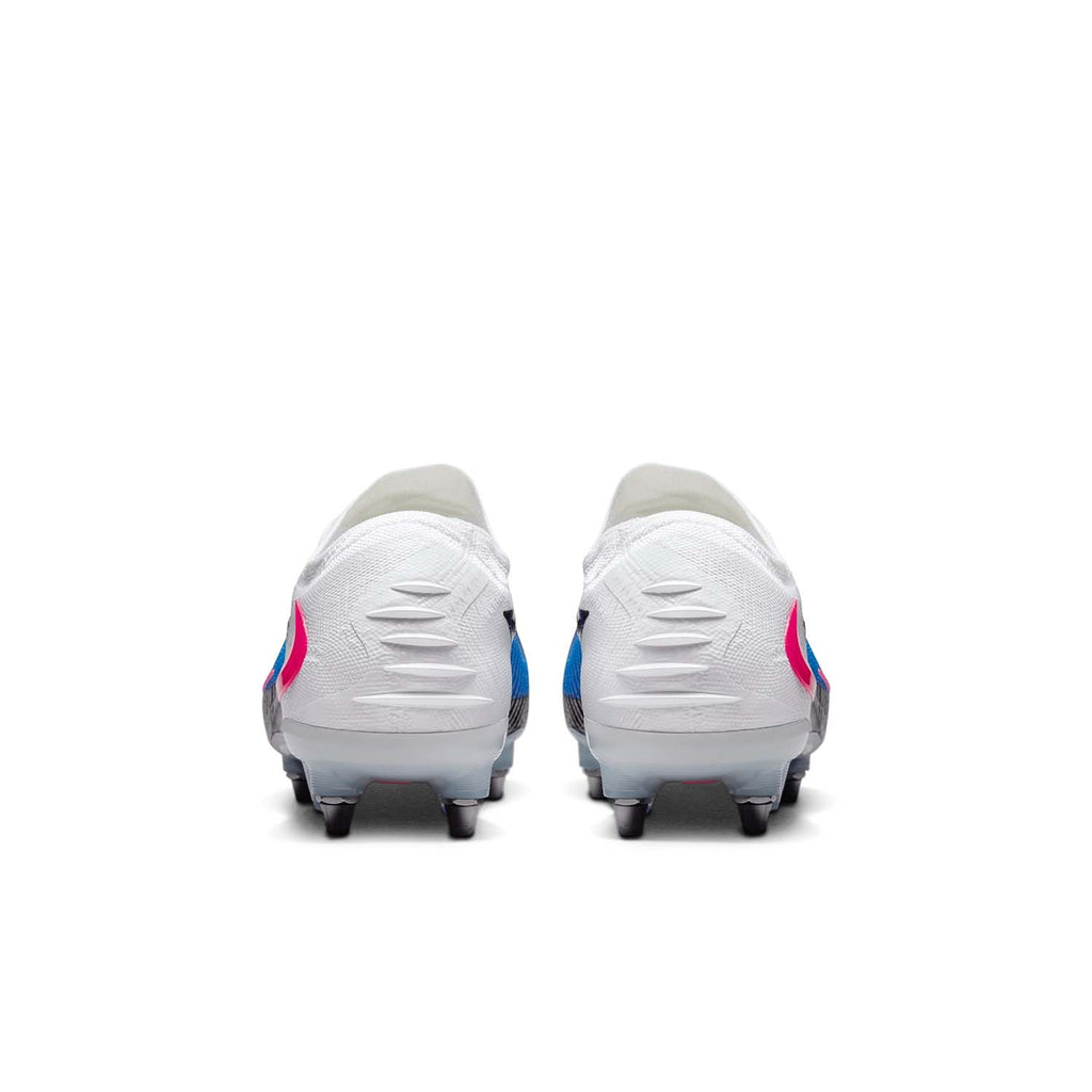 Phantom 6 Low Elite SG Voetbalschoenen voor zacht gras