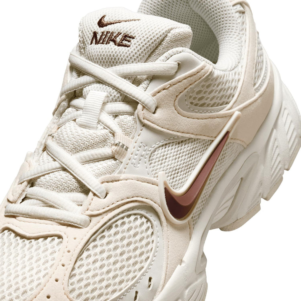 V5 Runner S  Sneakers