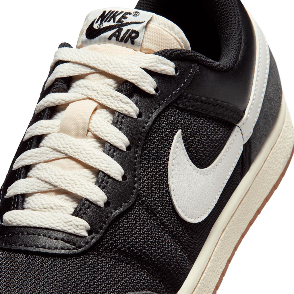 Air Jordan Skyline Low Sneakers