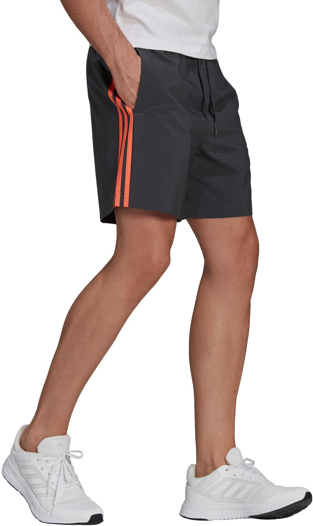 AEROREADY Essentials Chelsea 3-Stripes Short