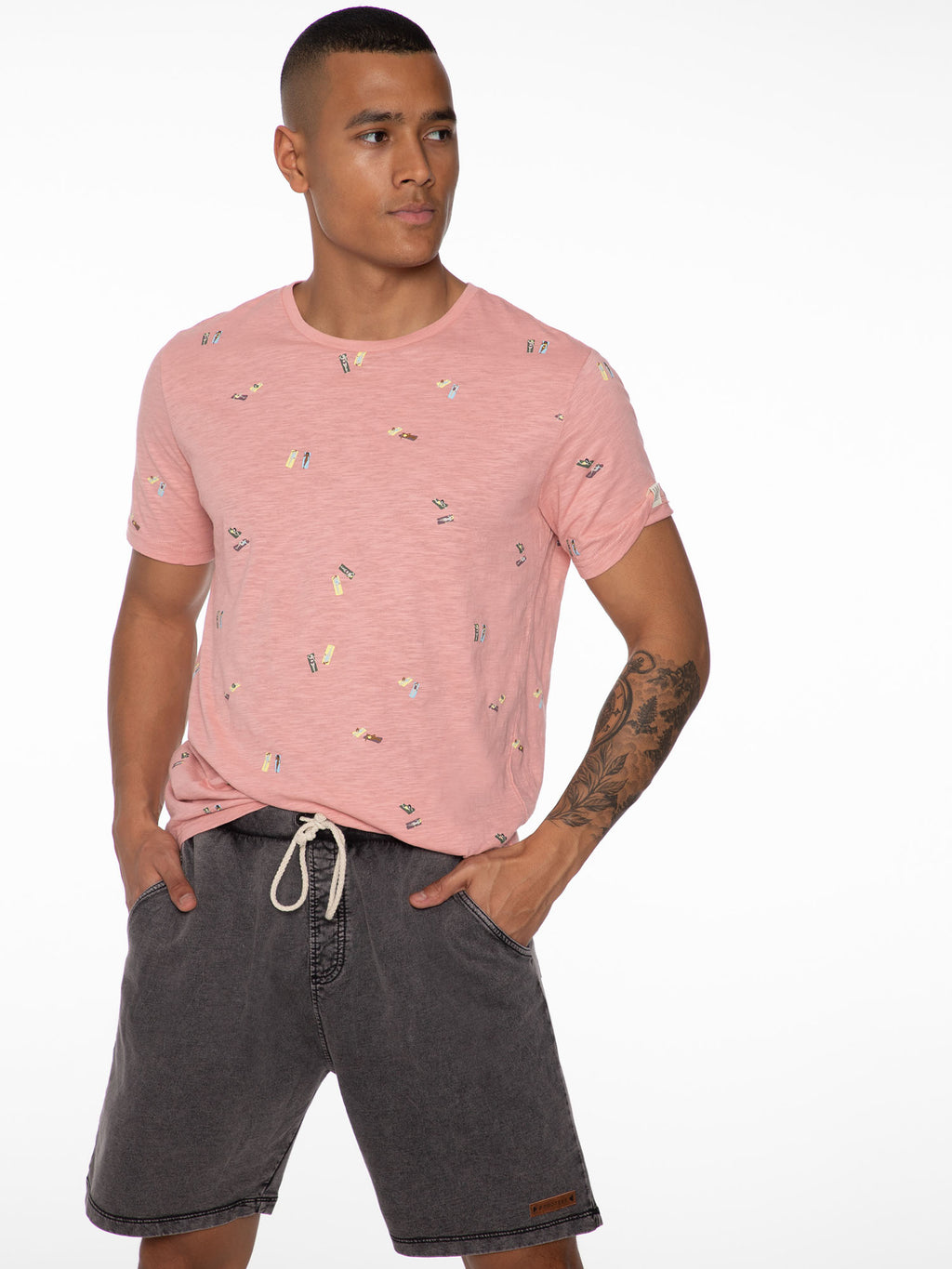 Carver short