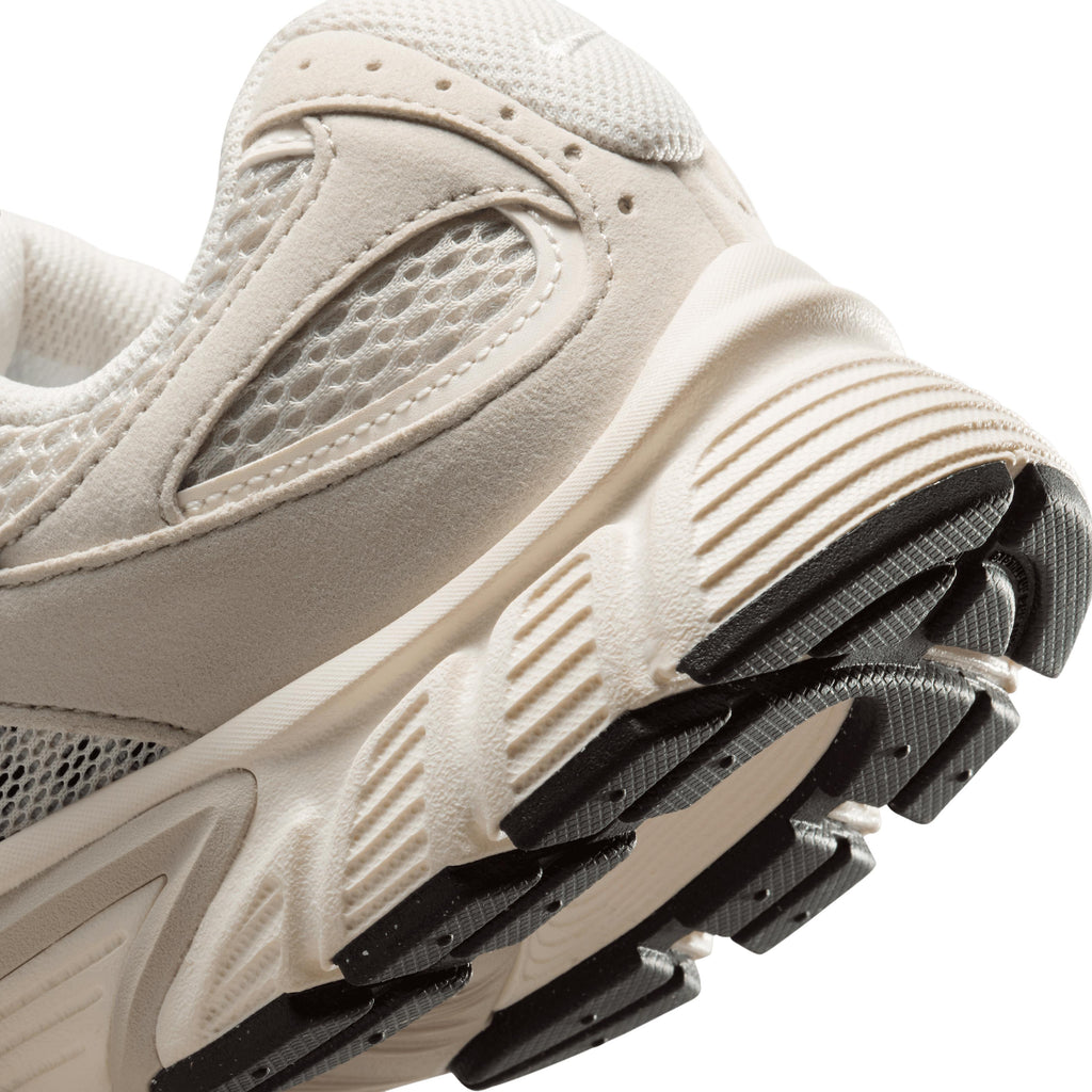nike v5 rnr women's shoes