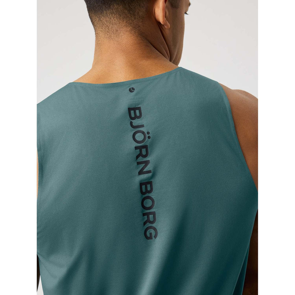 feather tank