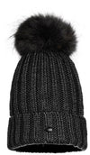 una beanie real raccoon fur