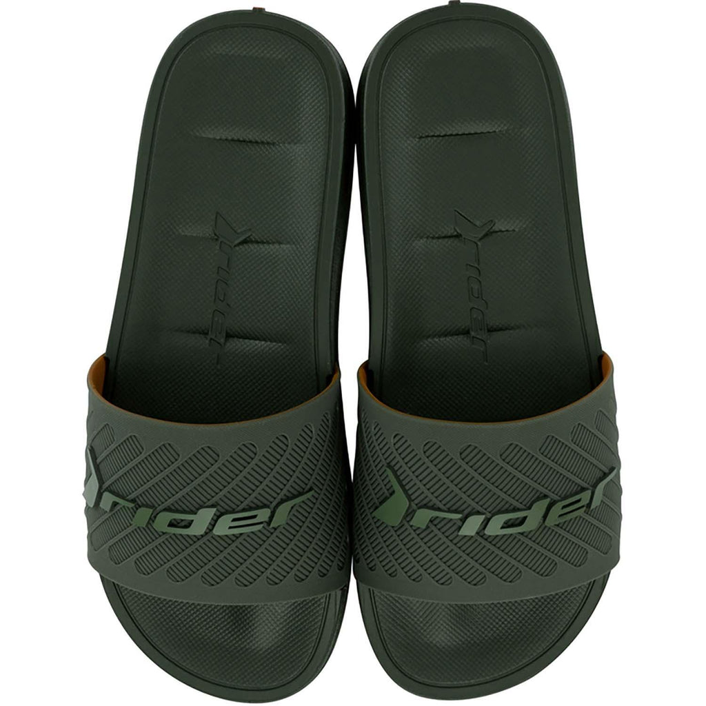 Free slippers